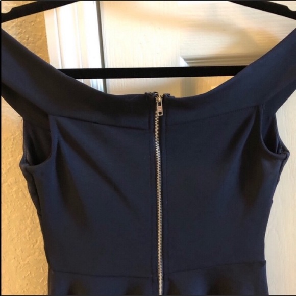 Windsor Off The Shoulder Dress - Picture 4 of 4